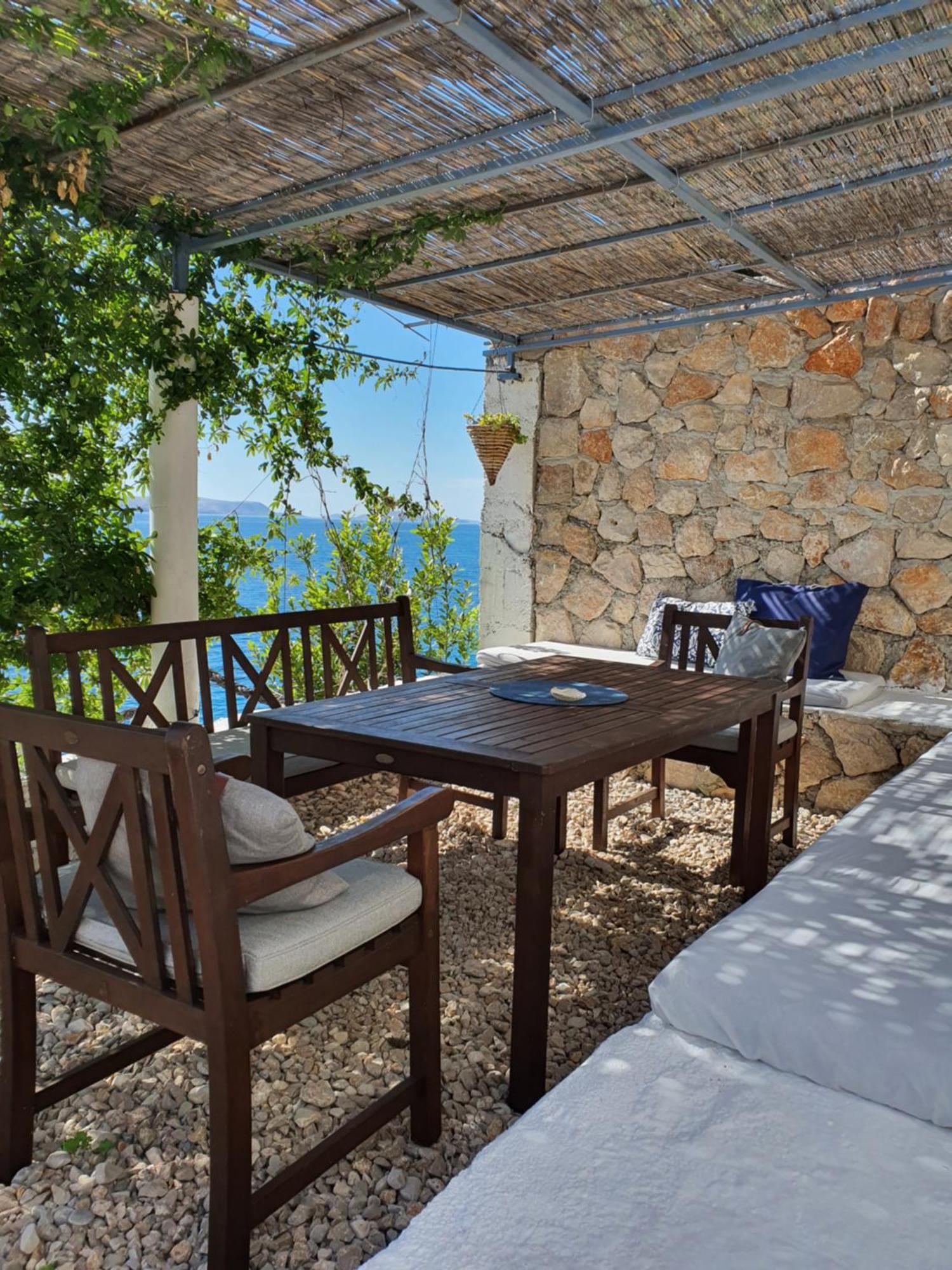 Kuca Za Odmor Seahouse Apartment Karlobag Luaran gambar