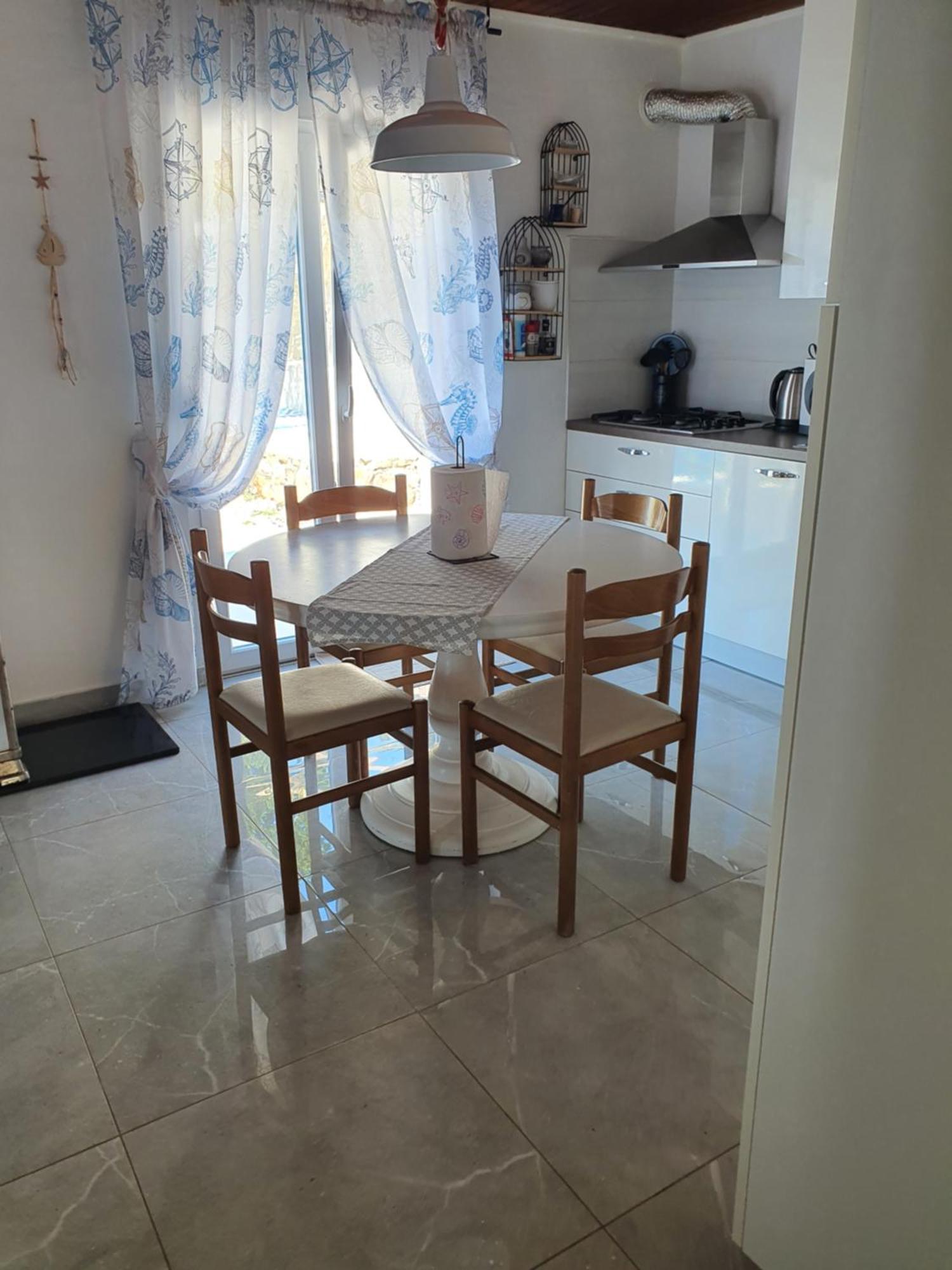 Kuca Za Odmor Seahouse Apartment Karlobag Luaran gambar